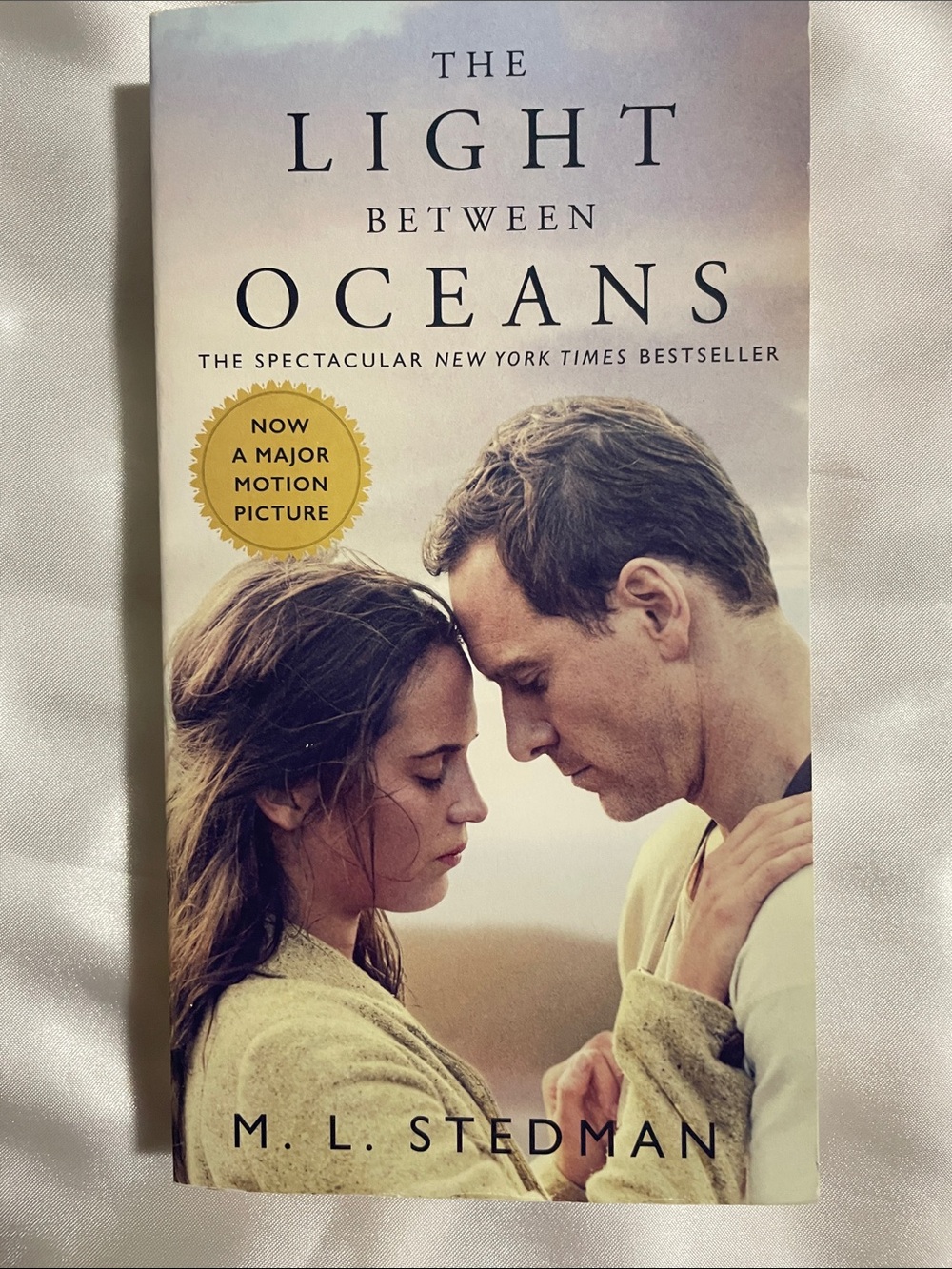 BOOKS: The Light Between Oceans